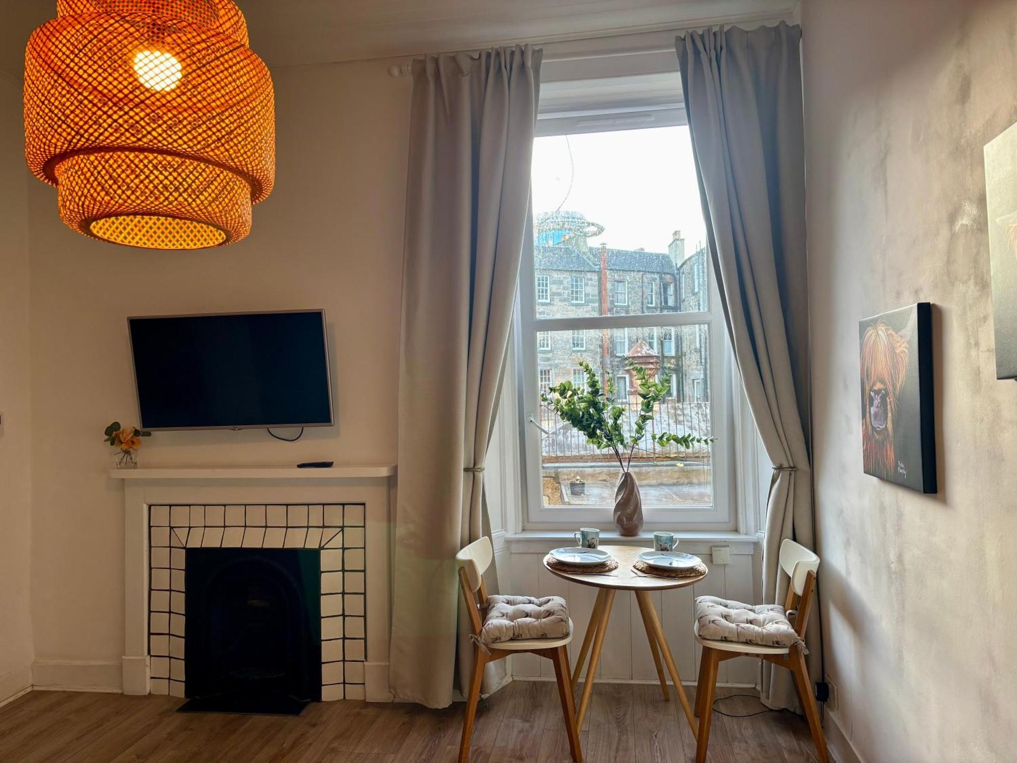 Bread Street, Central And Spacious One Bed Flat Единбург Екстериор снимка